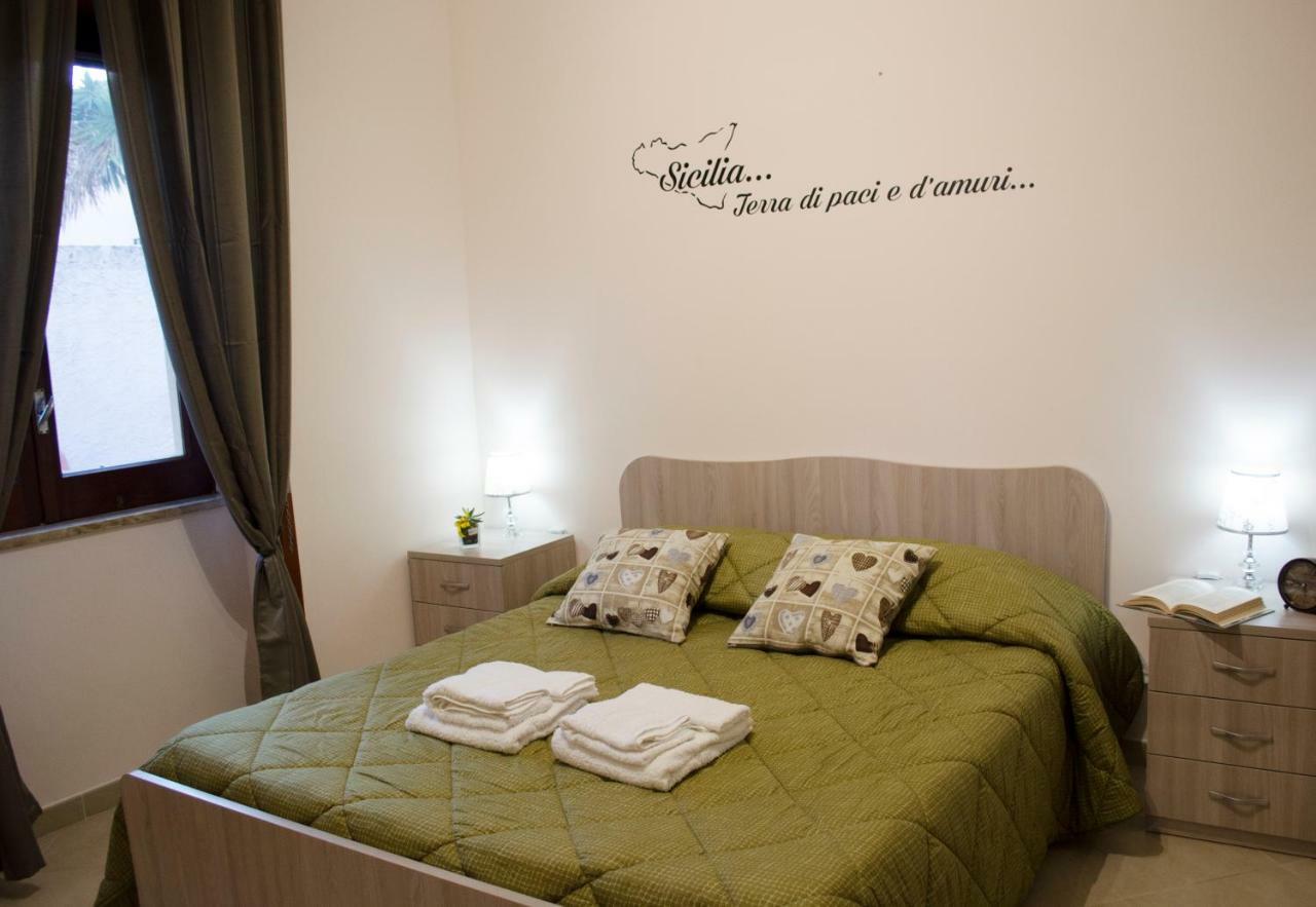 B&B Al Pilone Messina Buitenkant foto